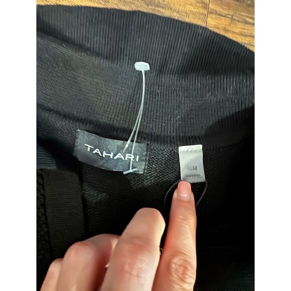 Tahari Men’s Short Sleeve Collared Knit Sweater black Size Medium NEW - Picture 3 of 7